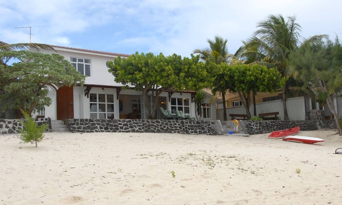 Poste Lafayette Villa | Luxury Villa on the Beach with Private Pool