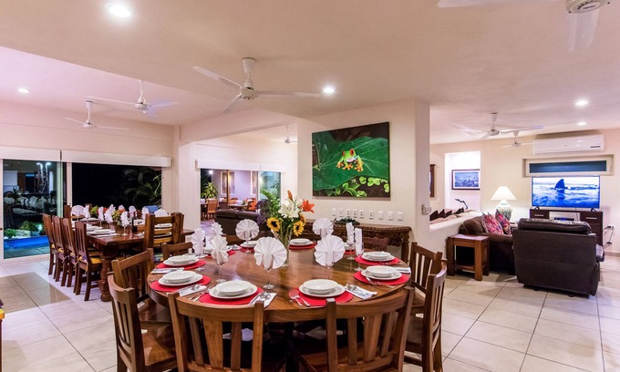 South Shore Hotel Area Villa | Luxury Villa on the Best Swimming Beach in Puerto Vallarta w/Full Staff & Pool