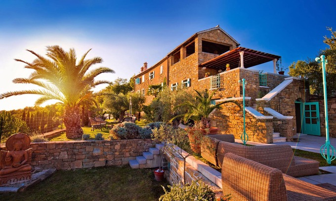 Golubici Villa | Luxury villa *Private pool*Wellness & Spa* Family&Kids*Organic*Sports