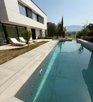 Mjull-Bathore Villa | Luxury Villa Silente