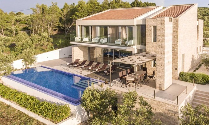 Splitska Villa | Luxury Villa Spectrum with Heated Pool
