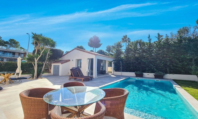 Santa Ponsa Villa | Luxury Villa with private pool