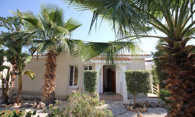 Peyia Town Villa | Luxury Villa With Pool And Sea Views (free WiFi And Air-Con)