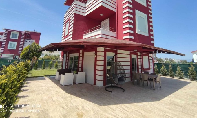 Kadriye Villa | Luxury Villa with private whirl - pool near beach and Land of Legends