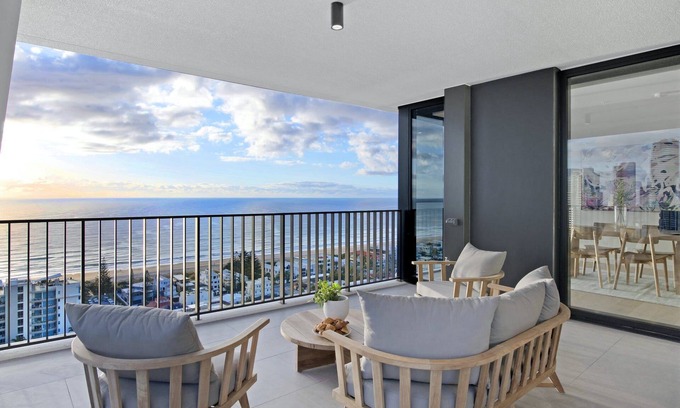 Mermaid Beach Apartment | Luxury Villas Bela Casa (Ocean Views)