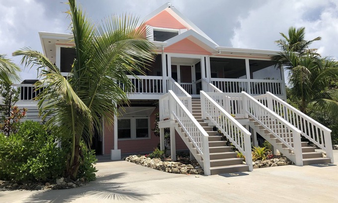 Lubbers Quarters Cay House | Luxury Waterfront Home, Junkanoo Villa, with Private Dockage and Pool