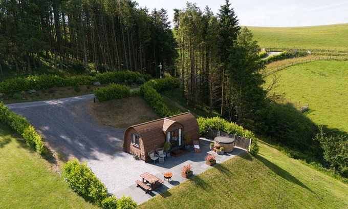 Glandyfi Cabin | Luxury Wooden Cabin With Wood Fired Hot Tub