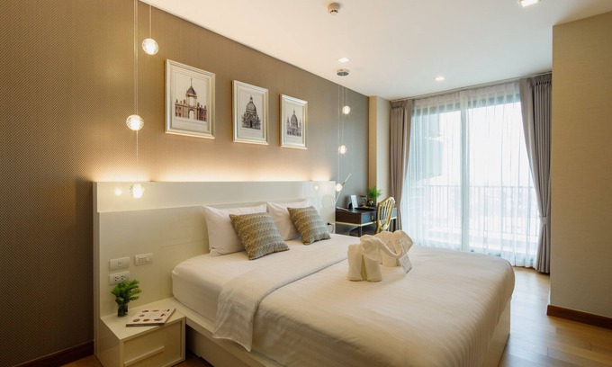 Chang Khlan Apartment | ★Luxury1BR 5mins Chiang Mai Night Bazaar Roof Pool★