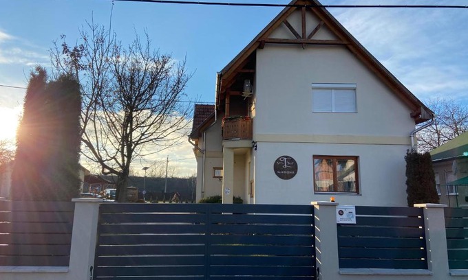 Szilvasvarad Villa | Luxus Tanya