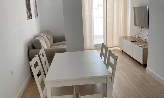 Palos de la Frontera Condo | Luz, Confort, Calidad