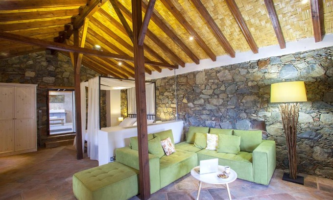 Askas Bed & Breakfast | Lyhnos