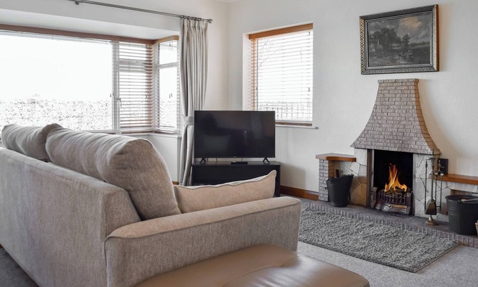 Sandbach Cottage | Lyncroft Holiday Bungalow