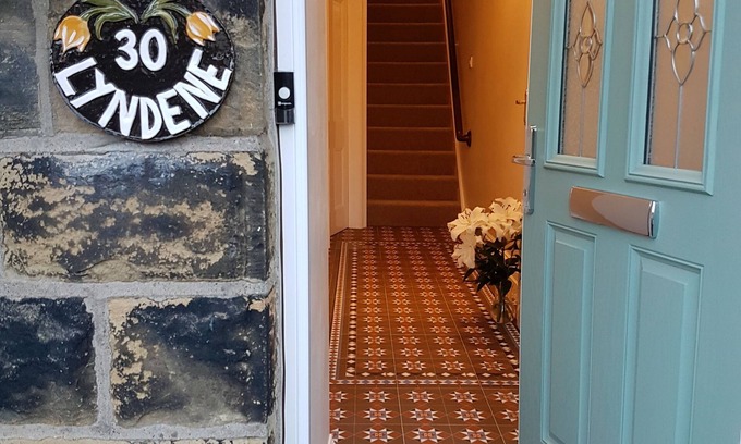 Penistone Bed & Breakfast | Lyndene
