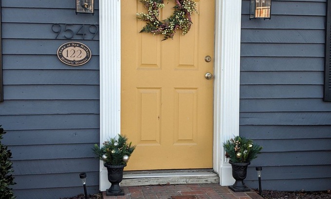 New Market House | LYNN'S HISTORICAL BEAUTY