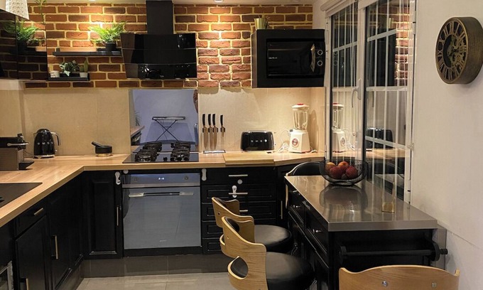 Bron House | Lyon-Bron, Home: Eurexpo - Stadium Groupama