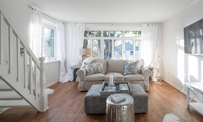 Zentrum Apartment | Mönkevilla vacation apartment in Husum for up to 4 people