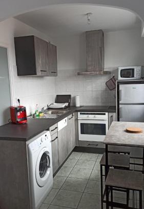 Ambilly Apartment | M & L
