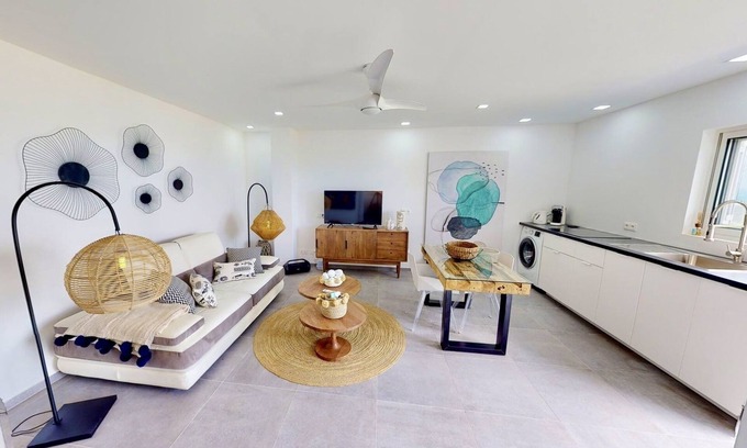 La Savane Apartment | Marewa Apartment - 1 bedroom - Facing the sea