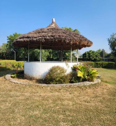 Talab House | maa omwati farmhouse