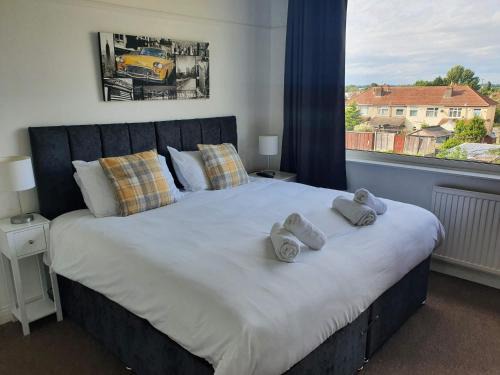 Filton House | Mackie House by Cliftonvalley Apartments