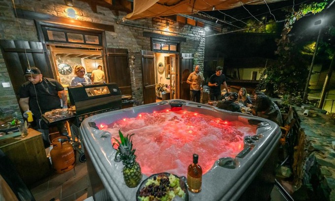Politiko House | Madari Hills Health Retreat