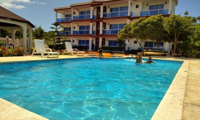 Pedernales Apartment | Madome Aparta Hotel