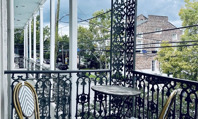 Faubourg Lafayette Bed & Breakfast | Magazine Street Balcony + History & Style