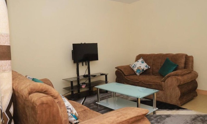 Ruaka Apartment | Maggie Holiday Home
