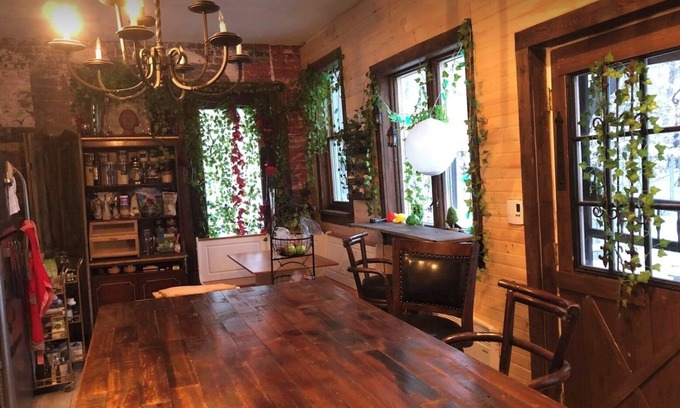 Derrick City House | Magical Mountain House-Pet Friendly