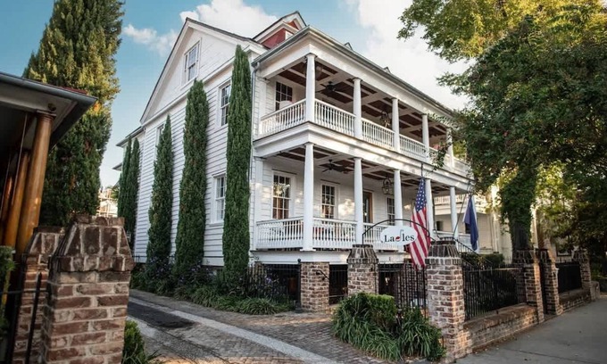 Cannonborough Elliotborough House | Magnificent 1852 Mansion, Center Historic District