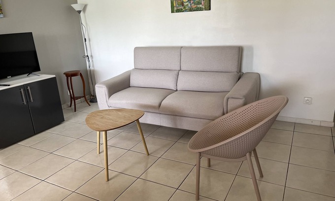 Pointe de la verdure Apartment | Magnificent apartment 2 km from the beach