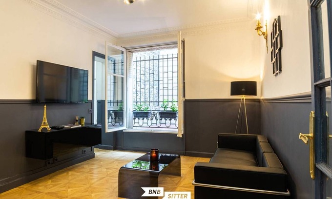 Passy Apartment | MAGNIFICENT APARTMENT NEAR THE EIFFEL TOWER