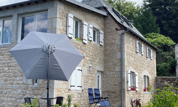 Espeyrac Cottage | Magnificent Aveyron barn for relaxation and a change of scenery