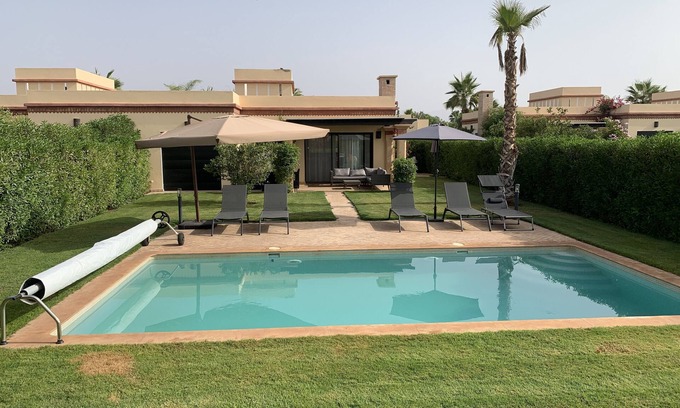 Issen Villa | Magnificent Villa with heated swimming pool and fenced garden not overlooked