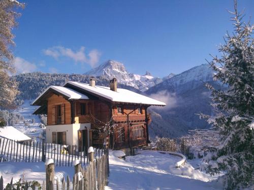 Barboleusaz Ski Chalet | Magnifique Chalet Valérie 5 chambres à coucher & vue unique