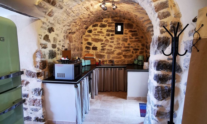 Lablachere House | Magnifique Gîte en Pierres 6 Personnes Avec Piscine Privée Ardèche Plein sud