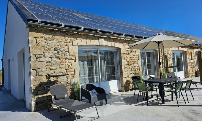 Pouldreuzic Cottage | Magnifique Longère en Pierre Refaite à Neuf Proche de la mer et en Campagne