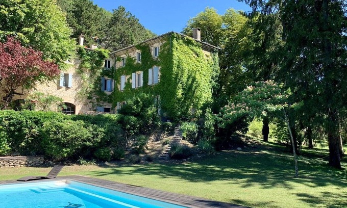 Mirmande House | Magnifique Magnanerie du 19eme