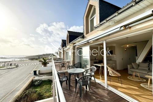 Kerroch Apartment | Magnifique ! T3 les pieds dans l’eau vue mer