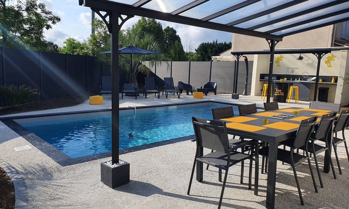 Bon-Encontre Villa | Magnifique Villa des Palmiers de 130m² et sa Piscine Chauffée Privée