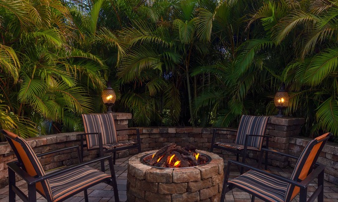 Fruitville Hotel | Magnolia Pointe, BW Signature Collection