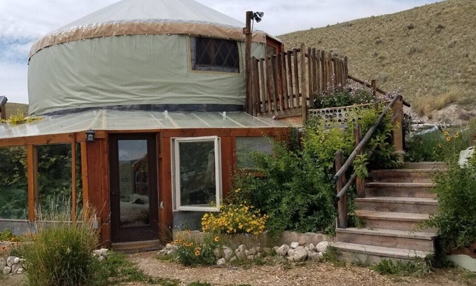 Dillon Cabin | Magpie Springs Yurtship in Dillon with WiFi