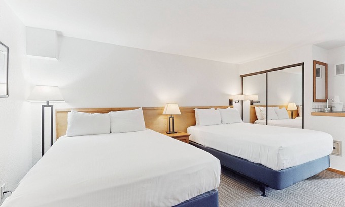 West End Cabin | Main St. room - pool & hot tub - walk to lifts, dog-friendly, balcony