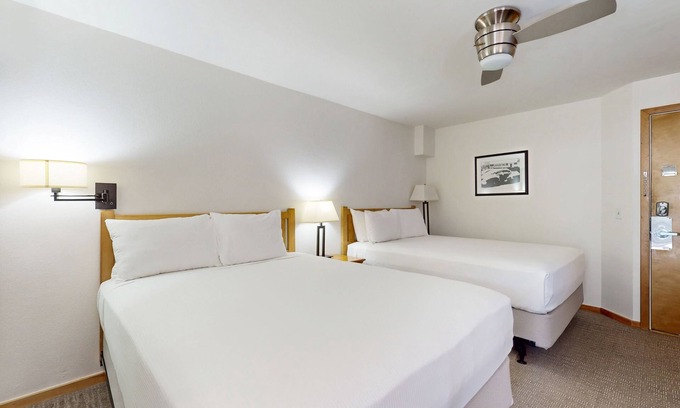 West End Cabin | Main Street studio - pool & hot tub - walk to lifts, dog-friendly, balcony