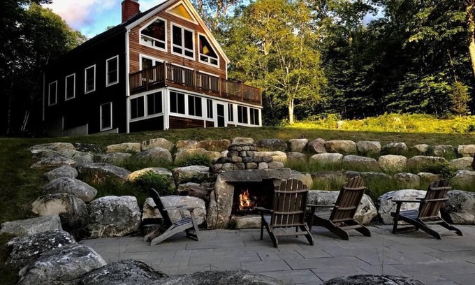 Stoneham Ski Chalet | Maine Chalet