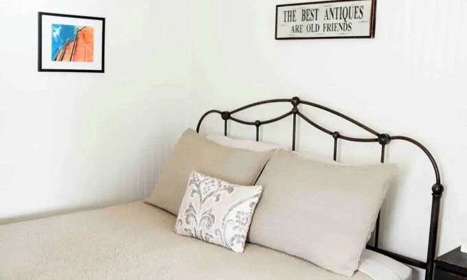 Hampden Cabin | MaineStay Cottage #2 Bangor/Hampden close to town