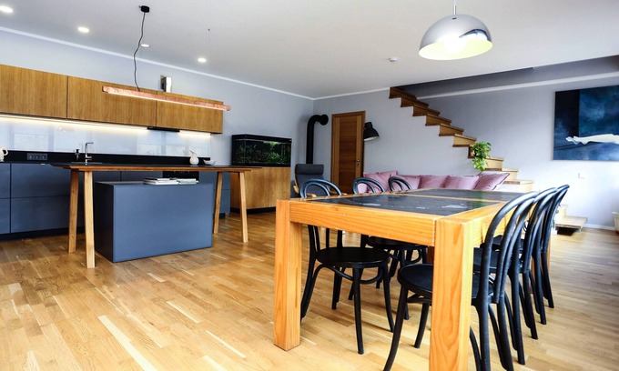 Liberty Avenue Apartment | Maironis apartment 2