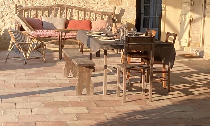 Lamothe-Montravel House | Maison de Campagne Familiale du 16ème Avec Piscine Proche de Saint Emilion