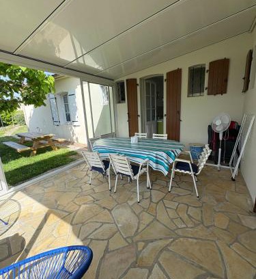 Saint-Michel-en-l'Herm House | Maison 6,8 pers a proximité des plages