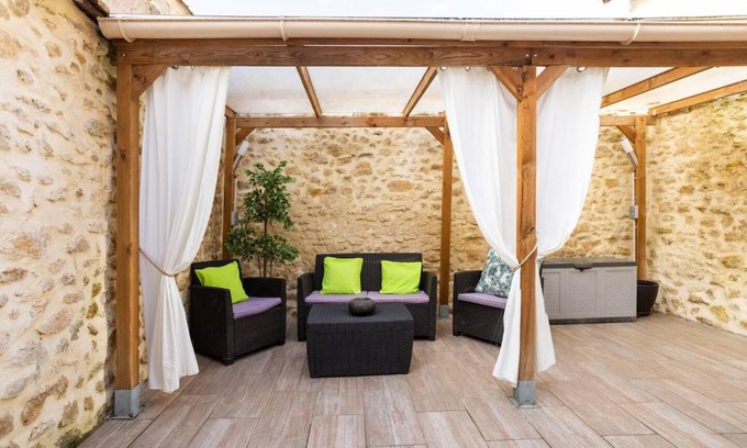 Noyen-sur-Sarthe House | Maison accueillante à Noyen-sur-Sarthe avec terrasse